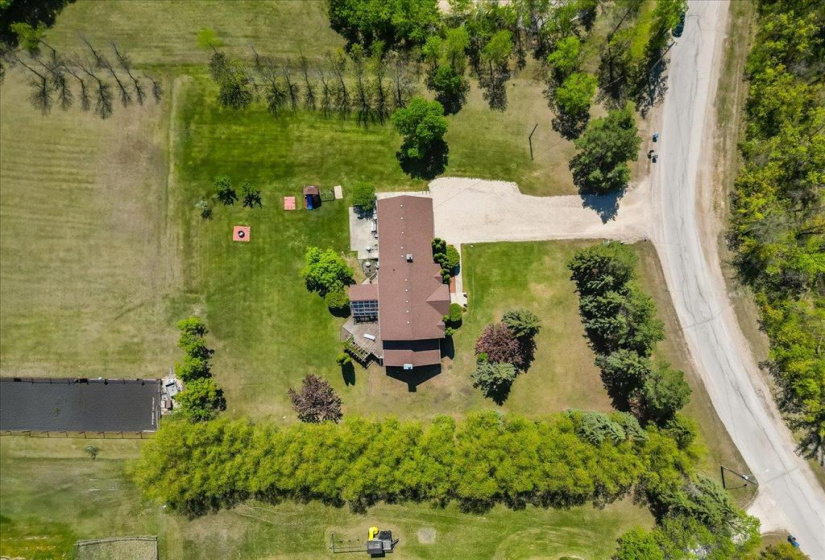 633 Sioux, 5 Bedrooms Bedrooms, 15 Rooms Rooms,3 BathroomsBathrooms,Residential,For Sale,Sioux