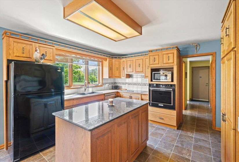 633 Sioux, 5 Bedrooms Bedrooms, 15 Rooms Rooms,3 BathroomsBathrooms,Residential,For Sale,Sioux