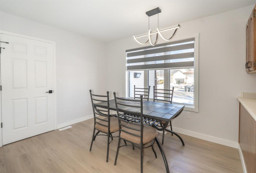 344 Rose Hill, 4 Bedrooms Bedrooms, 21 Rooms Rooms,3 BathroomsBathrooms,Residential,For Sale,Rose Hill