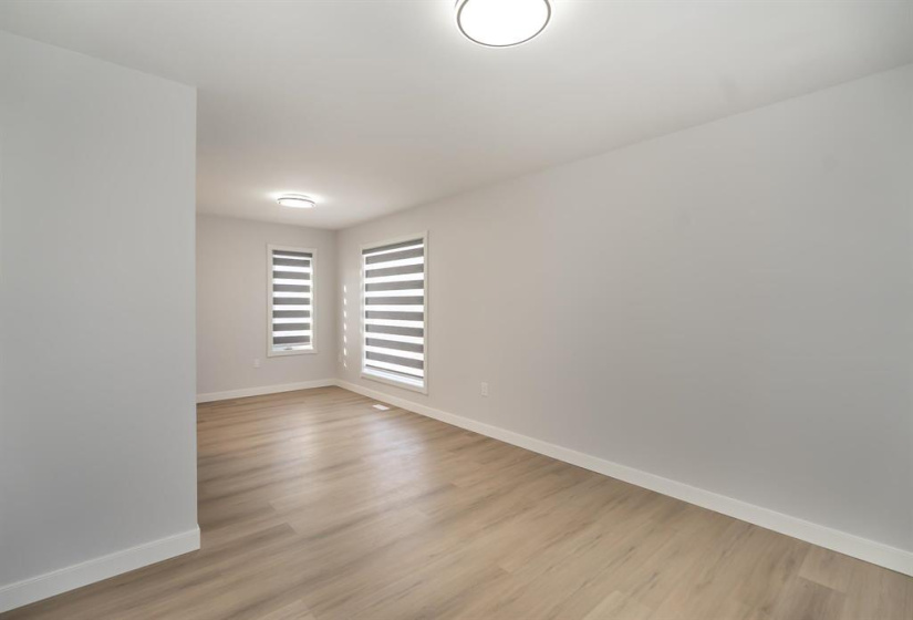 344 Rose Hill, 4 Bedrooms Bedrooms, 21 Rooms Rooms,3 BathroomsBathrooms,Residential,For Sale,Rose Hill
