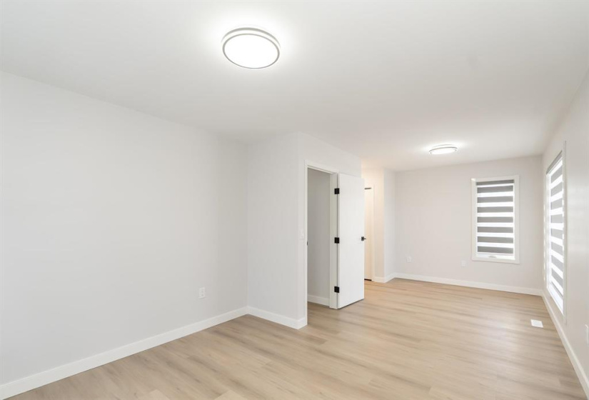 344 Rose Hill, 4 Bedrooms Bedrooms, 21 Rooms Rooms,3 BathroomsBathrooms,Residential,For Sale,Rose Hill