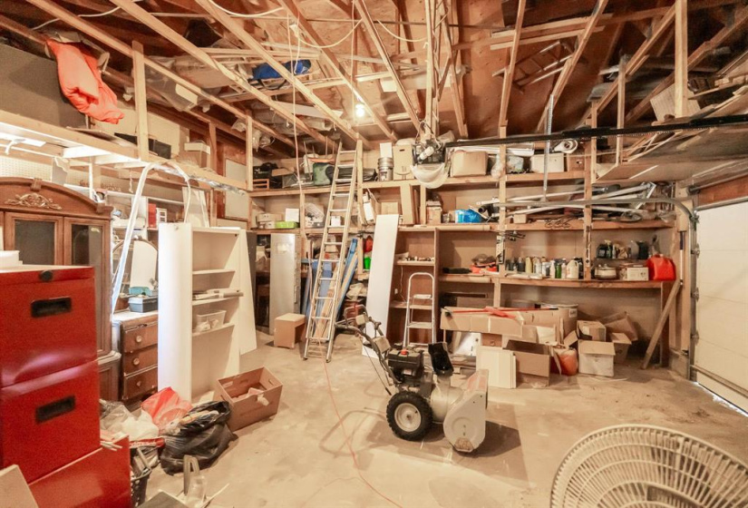 344 Rose Hill, 4 Bedrooms Bedrooms, 21 Rooms Rooms,3 BathroomsBathrooms,Residential,For Sale,Rose Hill