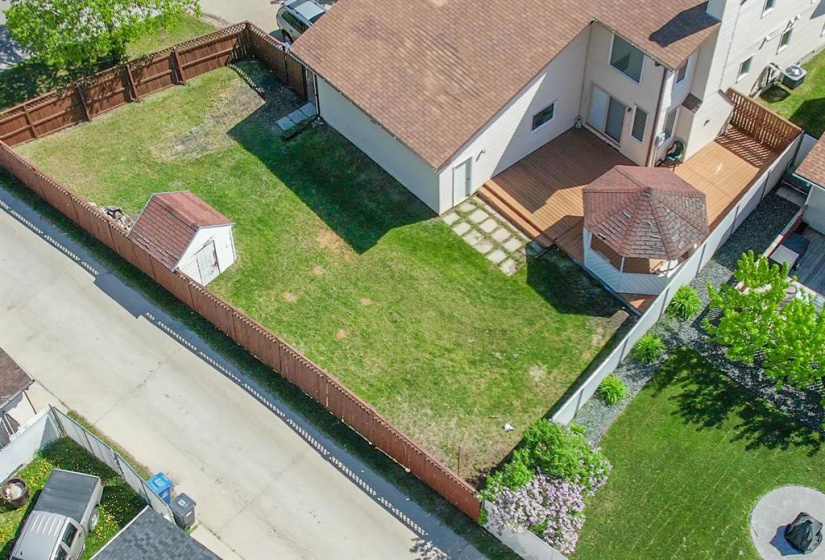 344 Rose Hill, 4 Bedrooms Bedrooms, 21 Rooms Rooms,3 BathroomsBathrooms,Residential,For Sale,Rose Hill