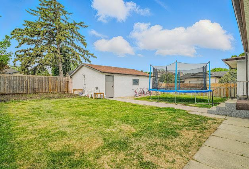 143 Driftwood, 5 Bedrooms Bedrooms, 13 Rooms Rooms,3 BathroomsBathrooms,Residential,For Sale,Driftwood