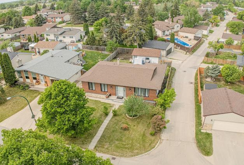 143 Driftwood, 5 Bedrooms Bedrooms, 13 Rooms Rooms,3 BathroomsBathrooms,Residential,For Sale,Driftwood