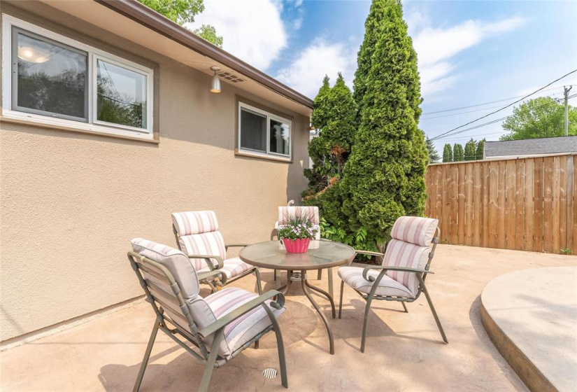 133 Browning, 3 Bedrooms Bedrooms, 11 Rooms Rooms,1 BathroomBathrooms,Residential,For Sale,Browning