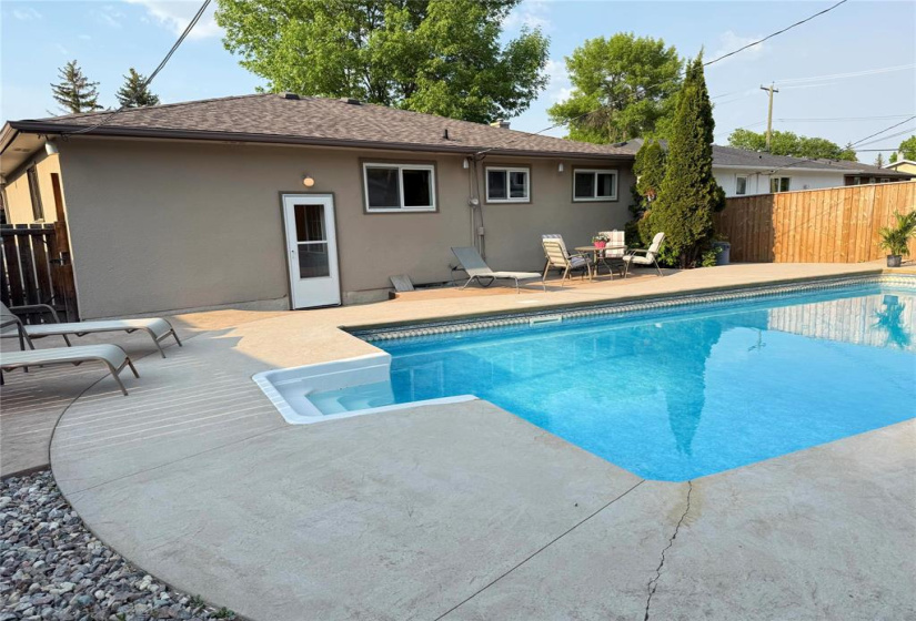 133 Browning, 3 Bedrooms Bedrooms, 11 Rooms Rooms,1 BathroomBathrooms,Residential,For Sale,Browning