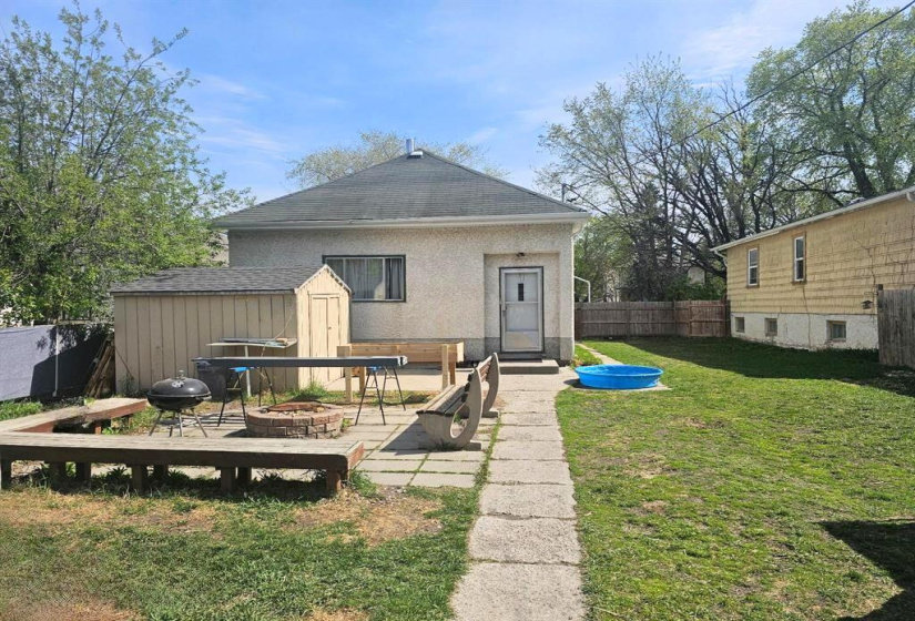 869 Jubilee, 4 Bedrooms Bedrooms, 10 Rooms Rooms,2 BathroomsBathrooms,Residential,For Sale,Jubilee