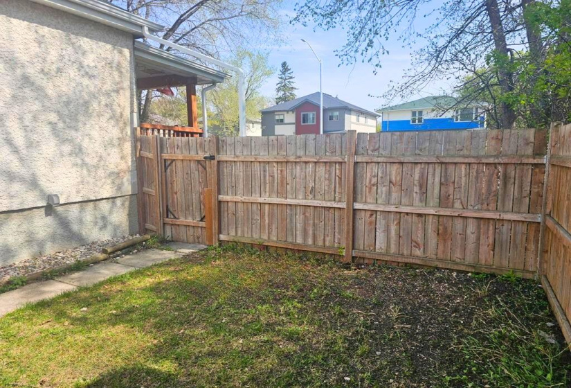 869 Jubilee, 4 Bedrooms Bedrooms, 10 Rooms Rooms,2 BathroomsBathrooms,Residential,For Sale,Jubilee
