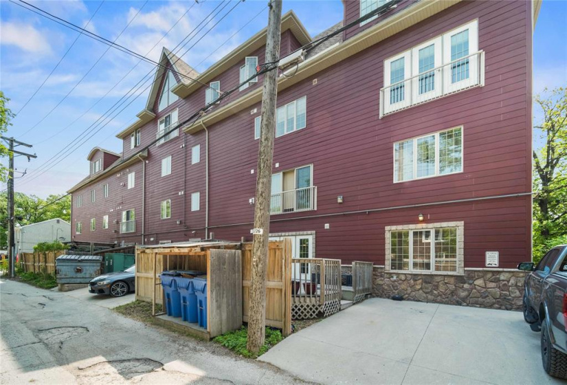 85 Academy, 2 Bedrooms Bedrooms, 9 Rooms Rooms,2 BathroomsBathrooms,Condominium,For Sale,Academy