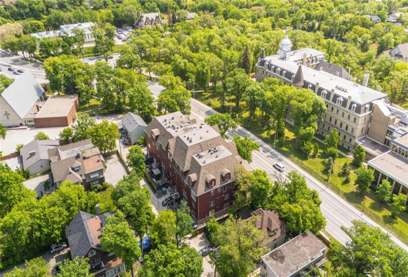 85 Academy, 2 Bedrooms Bedrooms, 9 Rooms Rooms,2 BathroomsBathrooms,Condominium,For Sale,Academy