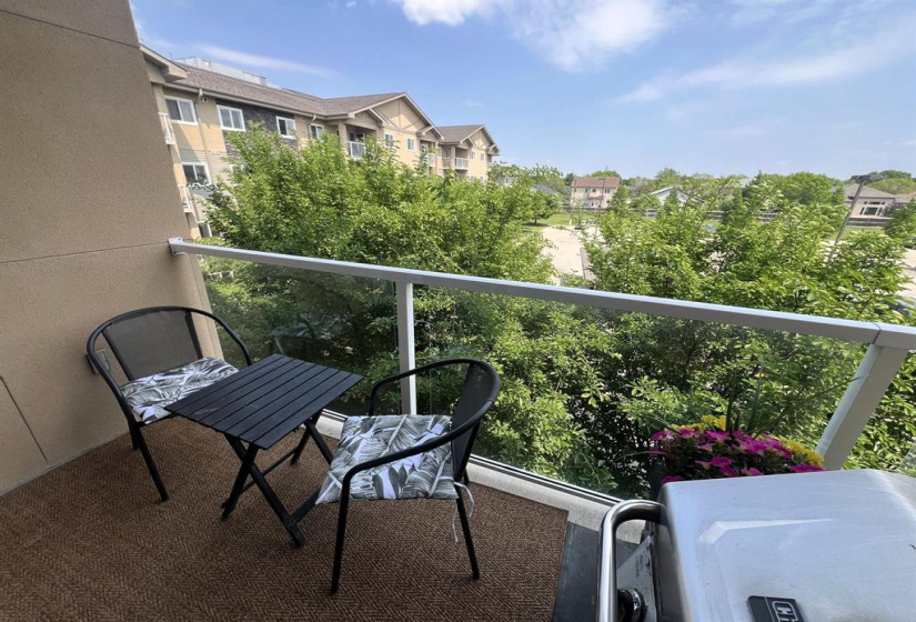230 Fairhaven, 2 Bedrooms Bedrooms, 6 Rooms Rooms,1 BathroomBathrooms,Condominium,For Sale,Fairhaven