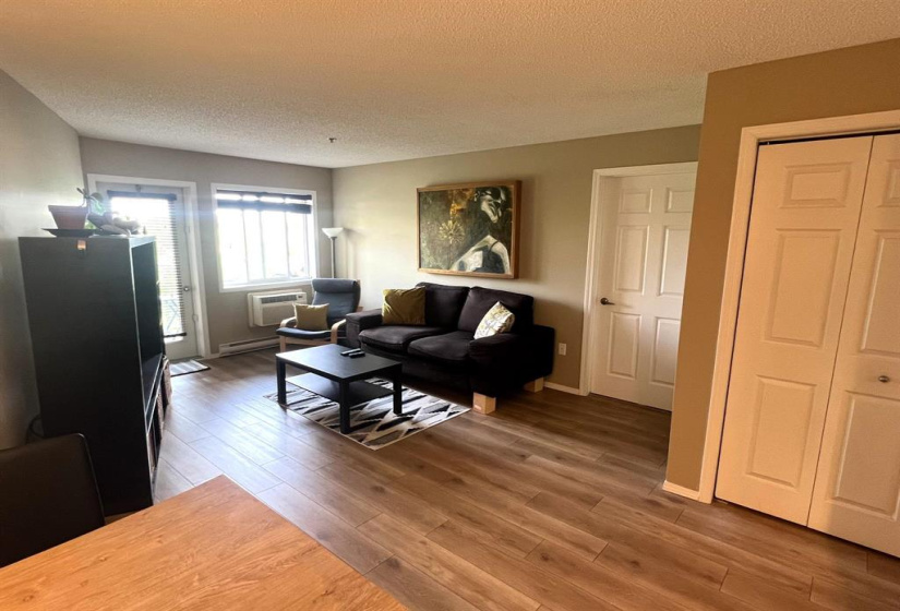 230 Fairhaven, 2 Bedrooms Bedrooms, 6 Rooms Rooms,1 BathroomBathrooms,Condominium,For Sale,Fairhaven