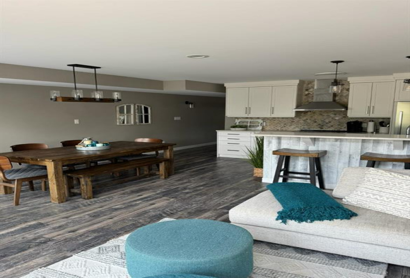 902 Dorchester, 2 Bedrooms Bedrooms, 8 Rooms Rooms,2 BathroomsBathrooms,Condominium,For Sale,Dorchester