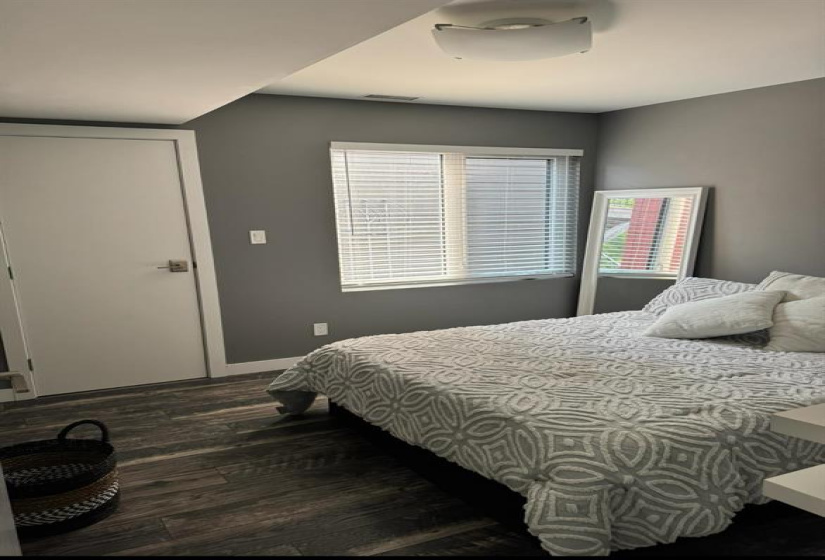 902 Dorchester, 2 Bedrooms Bedrooms, 8 Rooms Rooms,2 BathroomsBathrooms,Condominium,For Sale,Dorchester