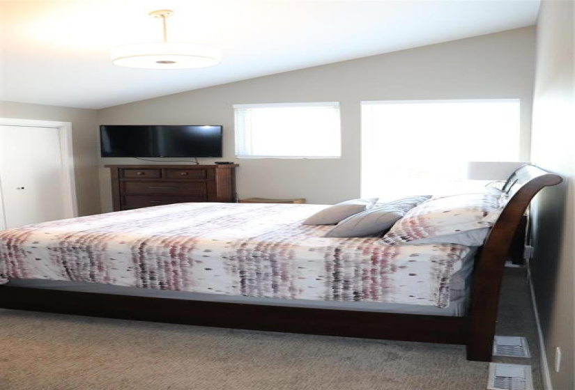 902 Dorchester, 2 Bedrooms Bedrooms, 8 Rooms Rooms,2 BathroomsBathrooms,Condominium,For Sale,Dorchester