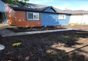 393 Luxton, 3 Bedrooms Bedrooms, 7 Rooms Rooms,2 BathroomsBathrooms,Residential,For Sale,Luxton