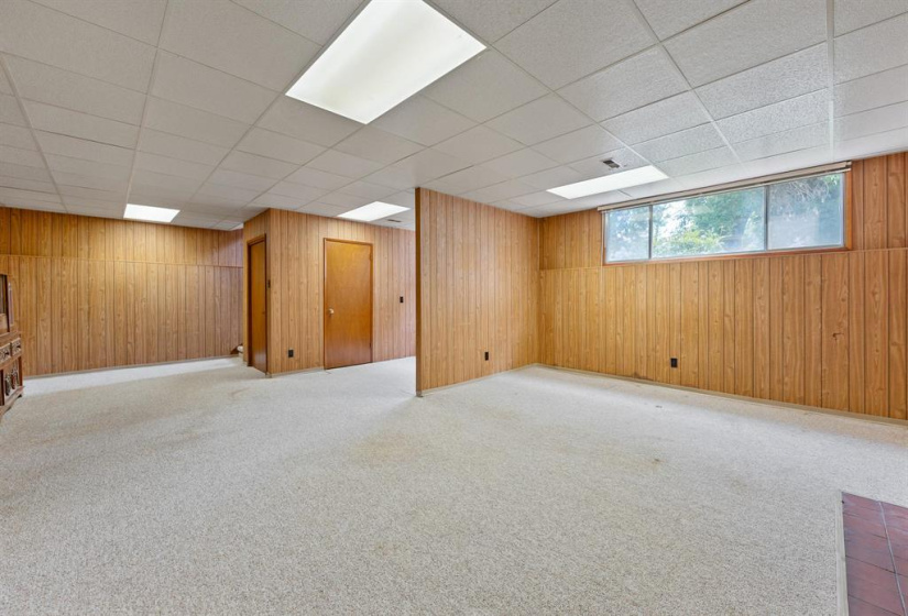 213 Sterling, 4 Bedrooms Bedrooms, 12 Rooms Rooms,2 BathroomsBathrooms,Residential,For Sale,Sterling