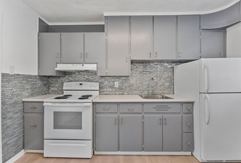 723 Harbison, 2 Bedrooms Bedrooms, 5 Rooms Rooms,1 BathroomBathrooms,Residential,For Sale,Harbison