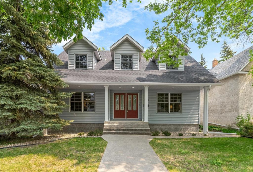 520 St Jean Baptiste, 4 Bedrooms Bedrooms, 15 Rooms Rooms,3 BathroomsBathrooms,Residential,For Sale,St Jean Baptiste