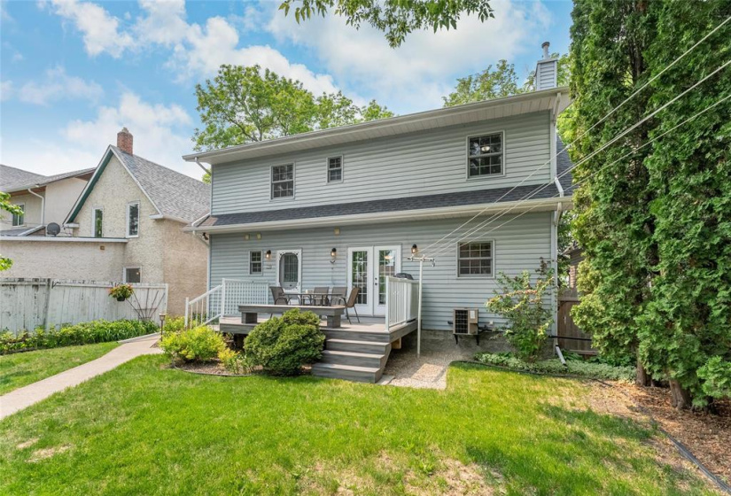 520 St Jean Baptiste, 4 Bedrooms Bedrooms, 15 Rooms Rooms,3 BathroomsBathrooms,Residential,For Sale,St Jean Baptiste