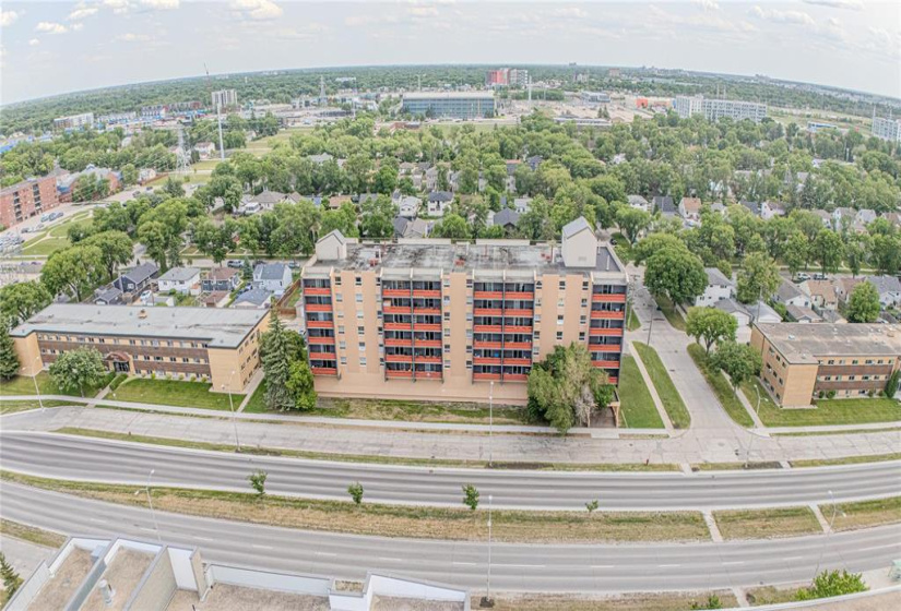 1030 Grant, 2 Bedrooms Bedrooms, 6 Rooms Rooms,1 BathroomBathrooms,Condominium,For Sale,Grant