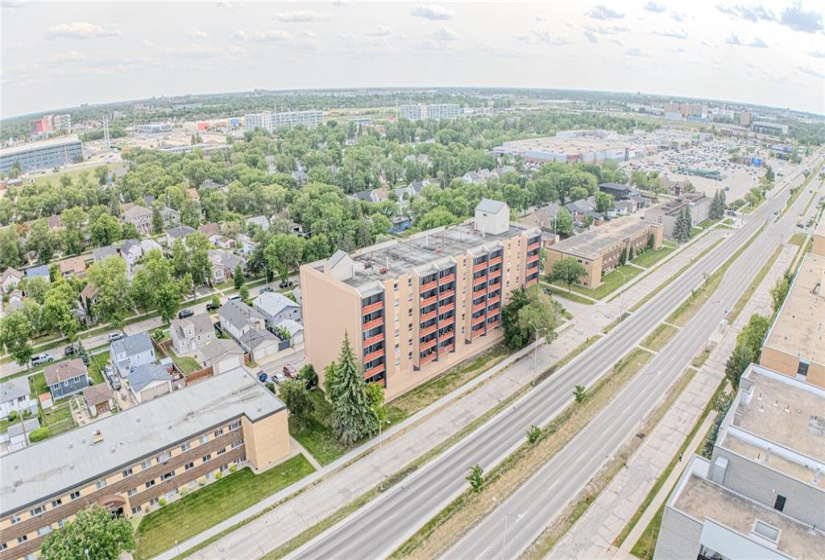 1030 Grant, 2 Bedrooms Bedrooms, 6 Rooms Rooms,1 BathroomBathrooms,Condominium,For Sale,Grant