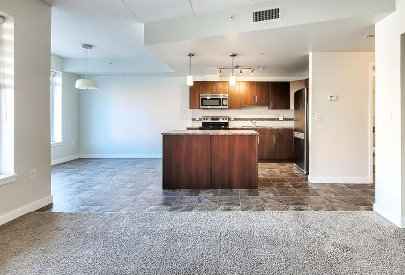 25 Amy, 1 Bedroom Bedrooms, 6 Rooms Rooms,1 BathroomBathrooms,Condominium,For Sale,Amy