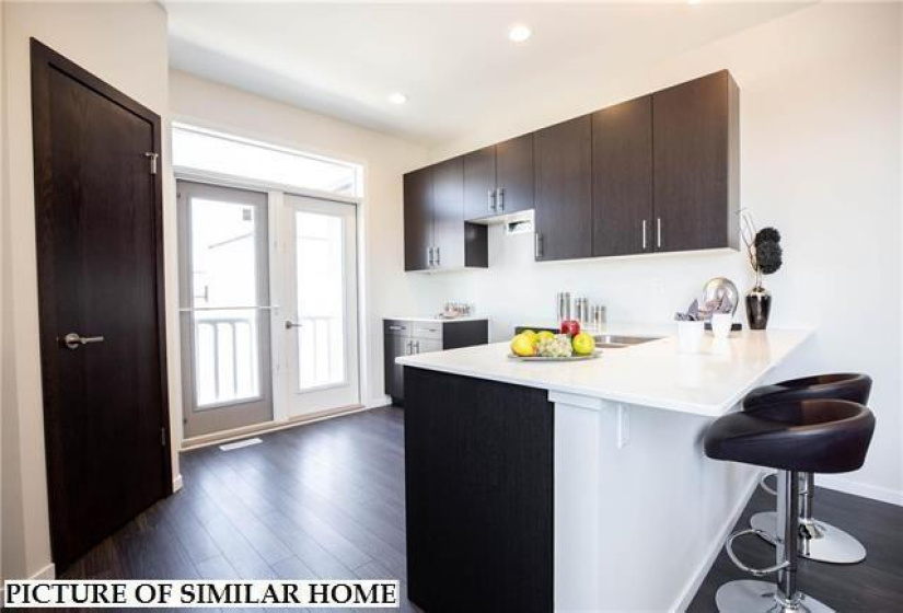 115 YALETON, 3 Bedrooms Bedrooms, 9 Rooms Rooms,2 BathroomsBathrooms,Residential,For Sale,YALETON