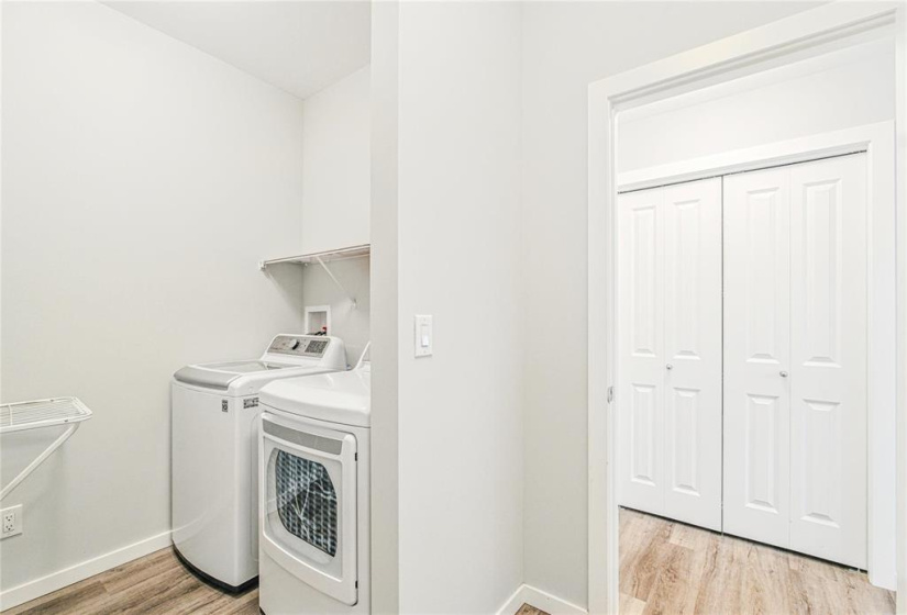 20 Fireweed, 4 Bedrooms Bedrooms, 13 Rooms Rooms,3 BathroomsBathrooms,Residential,For Sale,Fireweed
