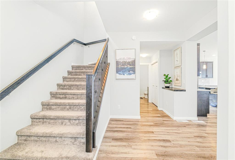 20 Fireweed, 4 Bedrooms Bedrooms, 13 Rooms Rooms,3 BathroomsBathrooms,Residential,For Sale,Fireweed