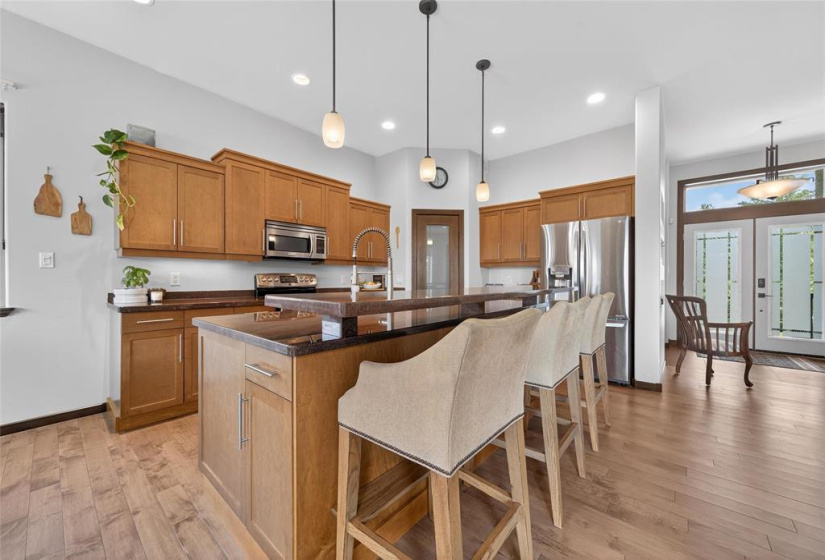 6 Magnolia, 4 Bedrooms Bedrooms, 16 Rooms Rooms,3 BathroomsBathrooms,Residential,For Sale,Magnolia