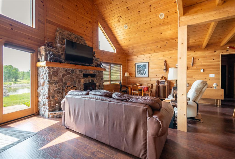 757 Kernstead, 3 Bedrooms Bedrooms, 11 Rooms Rooms,2 BathroomsBathrooms,Residential,For Sale,Kernstead