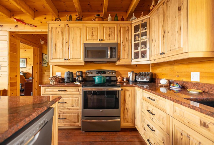 757 Kernstead, 3 Bedrooms Bedrooms, 11 Rooms Rooms,2 BathroomsBathrooms,Residential,For Sale,Kernstead