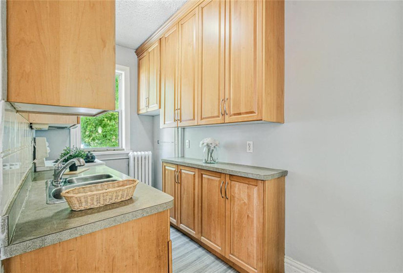 132 Arlington, 4 Bedrooms Bedrooms, 12 Rooms Rooms,2 BathroomsBathrooms,Residential,For Sale,Arlington