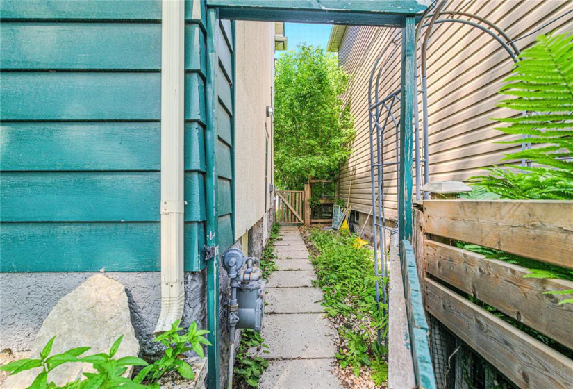 132 Arlington, 4 Bedrooms Bedrooms, 12 Rooms Rooms,2 BathroomsBathrooms,Residential,For Sale,Arlington