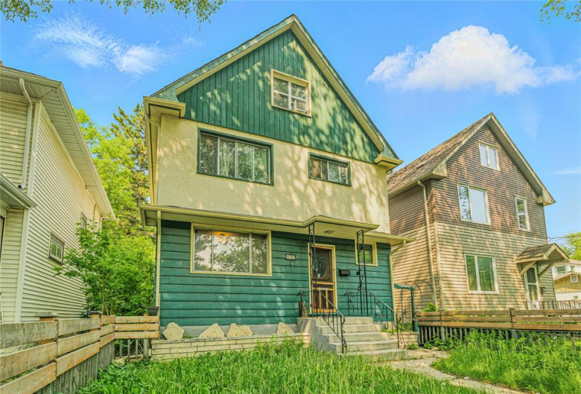 132 Arlington, 4 Bedrooms Bedrooms, 12 Rooms Rooms,2 BathroomsBathrooms,Residential,For Sale,Arlington