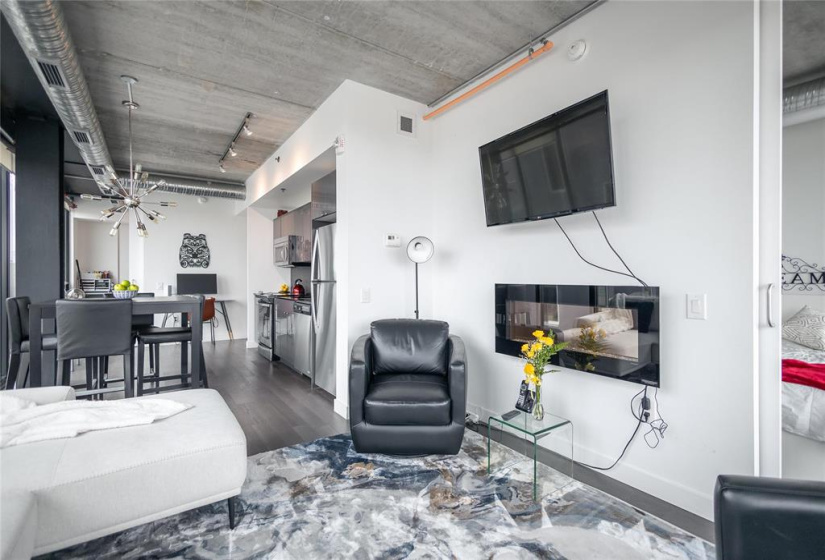 311 Hargrave, 2 Bedrooms Bedrooms, 8 Rooms Rooms,2 BathroomsBathrooms,Condominium,For Sale,Hargrave