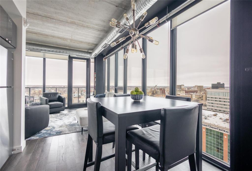 311 Hargrave, 2 Bedrooms Bedrooms, 8 Rooms Rooms,2 BathroomsBathrooms,Condominium,For Sale,Hargrave