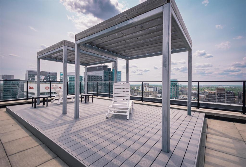 311 Hargrave, 2 Bedrooms Bedrooms, 8 Rooms Rooms,2 BathroomsBathrooms,Condominium,For Sale,Hargrave