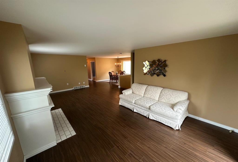 200 Victor Lewis, 2 Bedrooms Bedrooms, 7 Rooms Rooms,2 BathroomsBathrooms,Condominium,For Sale,Victor Lewis