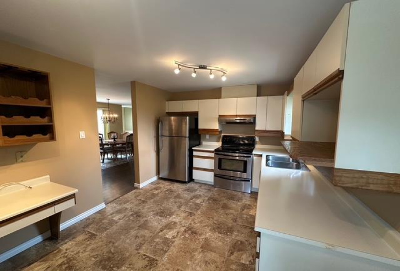200 Victor Lewis, 2 Bedrooms Bedrooms, 7 Rooms Rooms,2 BathroomsBathrooms,Condominium,For Sale,Victor Lewis