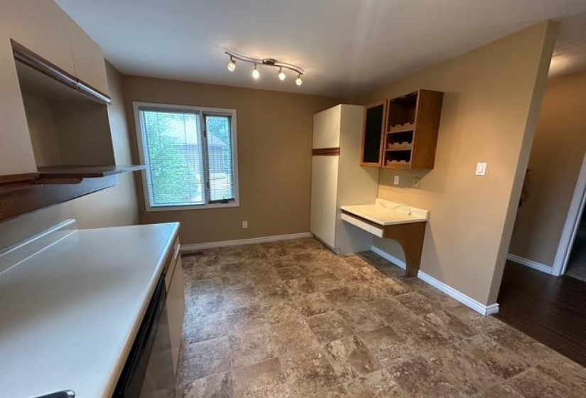 200 Victor Lewis, 2 Bedrooms Bedrooms, 7 Rooms Rooms,2 BathroomsBathrooms,Condominium,For Sale,Victor Lewis