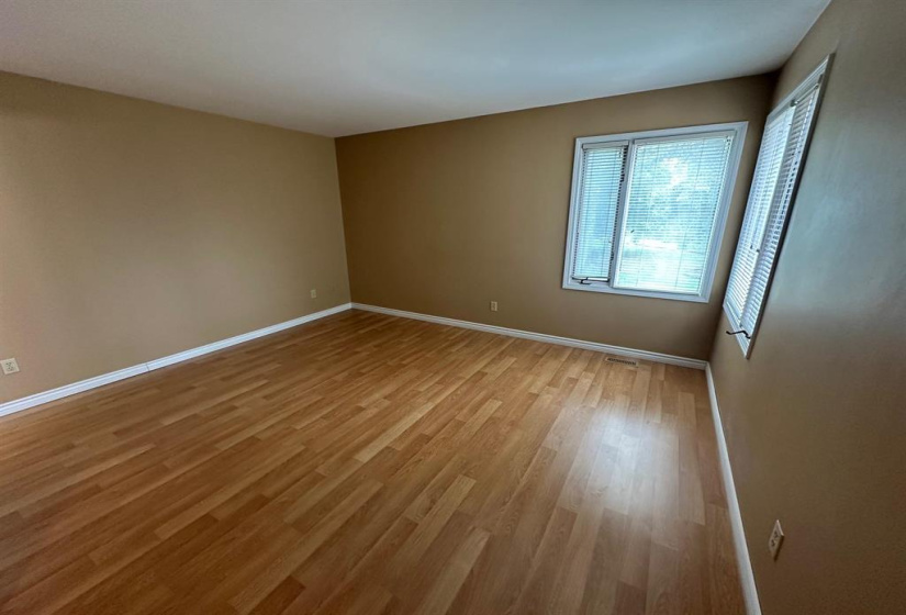 200 Victor Lewis, 2 Bedrooms Bedrooms, 7 Rooms Rooms,2 BathroomsBathrooms,Condominium,For Sale,Victor Lewis