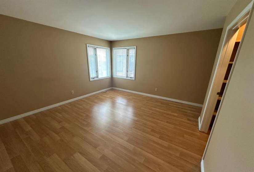 200 Victor Lewis, 2 Bedrooms Bedrooms, 7 Rooms Rooms,2 BathroomsBathrooms,Condominium,For Sale,Victor Lewis