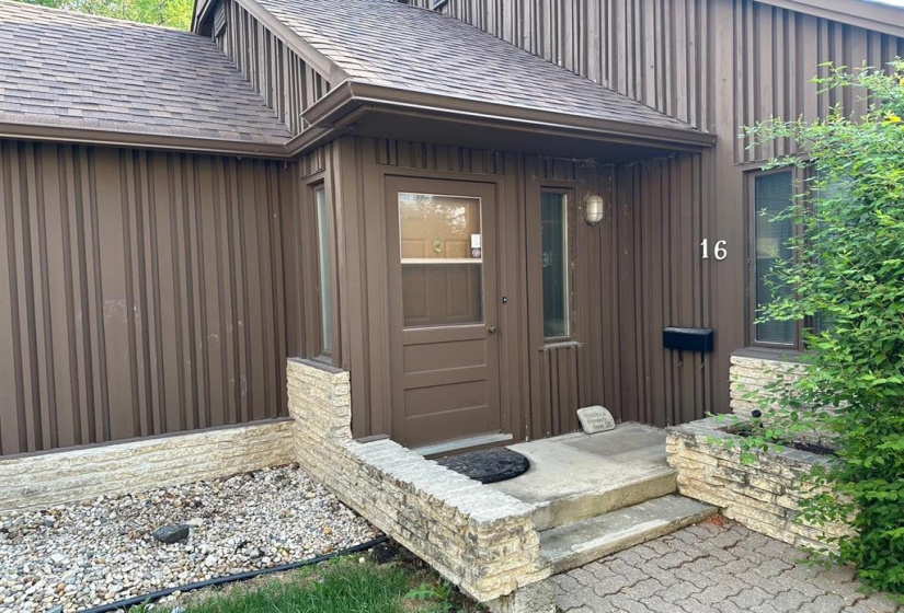 200 Victor Lewis, 2 Bedrooms Bedrooms, 7 Rooms Rooms,2 BathroomsBathrooms,Condominium,For Sale,Victor Lewis
