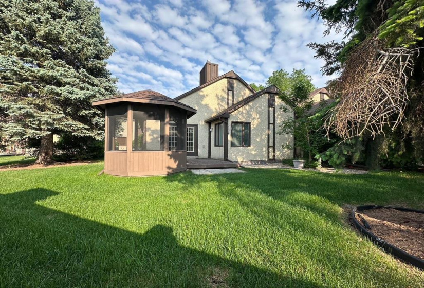 200 Victor Lewis, 2 Bedrooms Bedrooms, 7 Rooms Rooms,2 BathroomsBathrooms,Condominium,For Sale,Victor Lewis