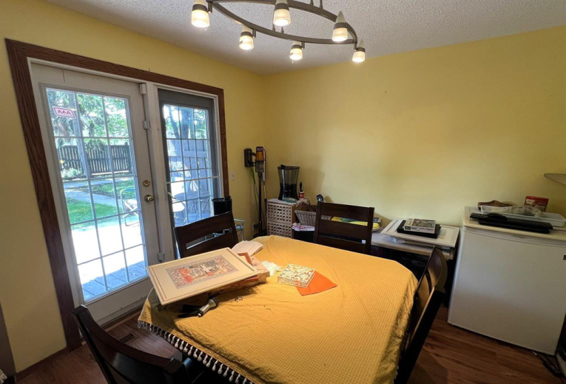 3077 Pembina, 2 Bedrooms Bedrooms, 7 Rooms Rooms,1 BathroomBathrooms,Condominium,For Sale,Pembina