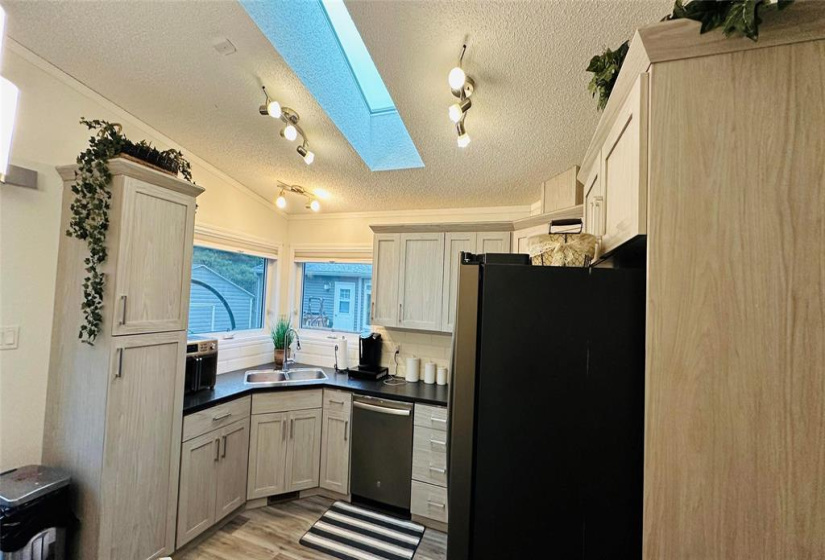 2695 main, 3 Bedrooms Bedrooms, 10 Rooms Rooms,2 BathroomsBathrooms,Residential,For Sale,main
