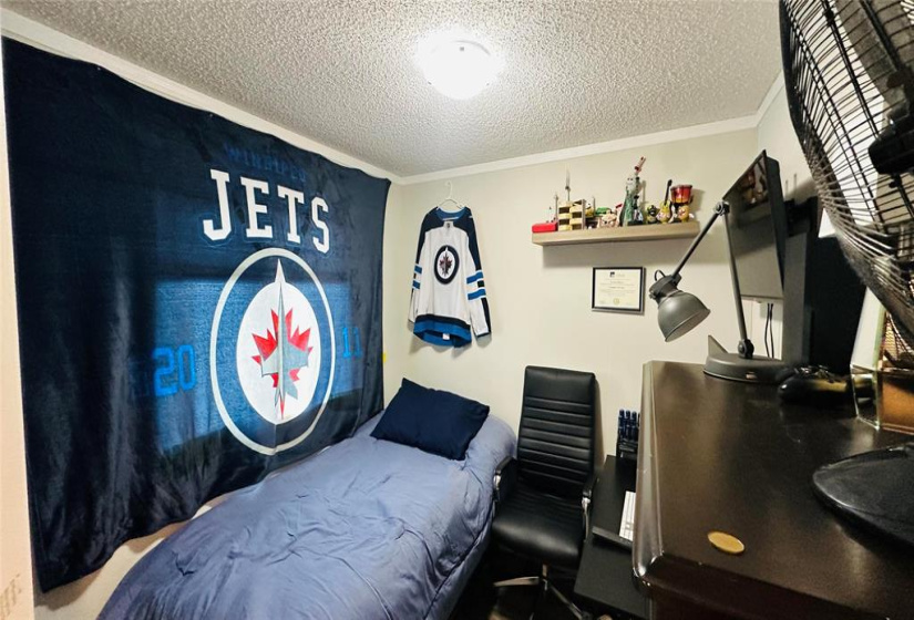 2695 main, 3 Bedrooms Bedrooms, 10 Rooms Rooms,2 BathroomsBathrooms,Residential,For Sale,main